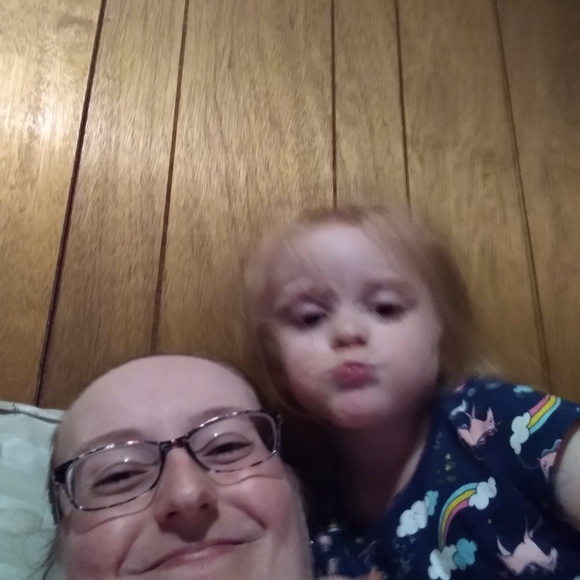 Meet your Posher, Sabrina - Picture 2 of 3